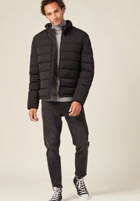 BONOBO Jeans VERSTECKTER - Chaqueta de invierno - noir