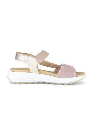 Damen Sandale mit offenem Zehenbereich, rosa und beige Velourslederriemen, metallischem Fersenriemen, gepolstertem Fußbett und weißer strukturierter Sohle.