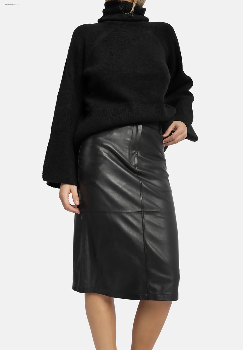 RE:DESIGNED HOLLIS - Nahkahame - black