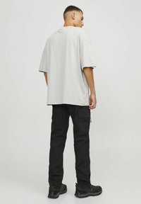 Jack & Jones KANE BROCK - Broek - black