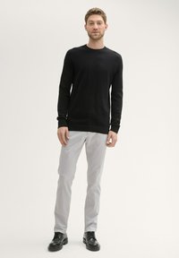 TOM TAILOR TRAVELER - Pantalon classique - artemis grey zig zag structure