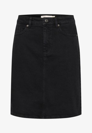 Melna džinsa svārki ar taisnā griezuma, priekšējo pogu un rāvējslēdzēja aizdari, kā arī divām priekšējām kabatām. Gluda tekstūra, minimālas šuvju detaļas.