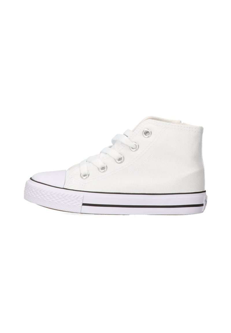 Zapatilla alta de lona blanca con punta de goma, seis ojetes y acentos de raya negra en la suela. Parte superior de tela texturizada.