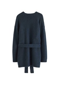 Maglione lavorato a maglia blu scuro con una finitura testurizzata, colletto rotondo, maniche lunghe e dettaglio sul punto vita. Lunghezza regolabile con spacchi laterali.