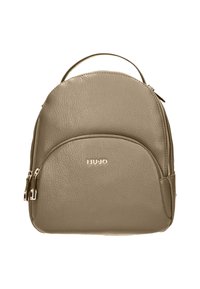 Zaino in pelle color kaki dalla forma arrotondata, dotato di manico superiore, due tasche frontali con cerniera e un dettaglio con logo dorato.