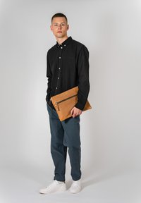 Still Nordic STILLCLEAN COMPUTER SLEEVE - Notebooktasche - light cognac