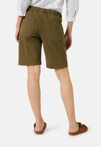 BRAX STYLE MEL - Shorts - khaki