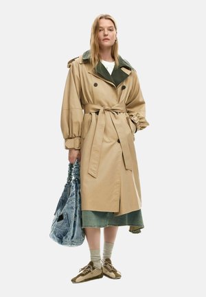 DETACHABLE TWO-TONE  - Trenchcoat - beige