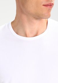 Calvin Klein Underwear 2 PACK CREW NECK T SHIRTS MODERN COTTON STRETCH - Undertrøye - black/white