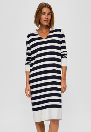 Gestreepte jurk met marineblauwe en witte kleuren, V-hals, lange mouwen en een knielange snit met een relaxed fit. Zacht, textuurstof.