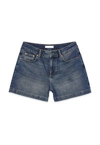 Jeans kratke hlače v srednjem plavem pranju, s klasičnim petim žepom, ravnim krojem in subtilnim zbledelostjo tkanine.