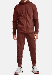 Under Armour Sudadera con cremallera - red