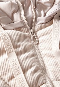 Cecil MIX PUFFER - Giacca invernale - weiß