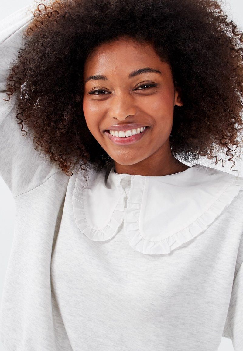 Damen Sweatshirts | Cache Cache Sweatshirt gris clair/hellgrau - HN95935 Damen Sweatshirts | Cache Cache Sweatshirt gris clair/hellgrau - HN95935
