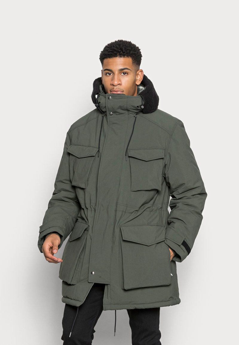 ARKET Casaco de inverno - green