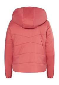 Pink hoodie pufferjakke med quiltet struktur, der har en cropped skæring og chevront mønstre over ryggen og ærmerne.