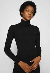Minimum ROLLI - Camisola de manga comprida - black
