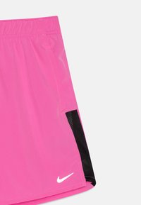 Nike Performance CHALLENGER UNISEX - Spordišortsid - playful pink/black