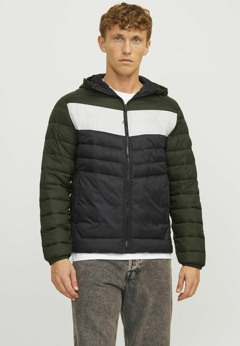 Jack & Jones PUFFER - Jachetă de iarnă - black