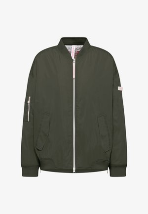 Olijfgroene bomberjack met ritssluiting aan de voorkant, twee schuine zakken aan de voorkant, geribbelde manchetten en kraag, en een ritssluitingzak op de linker mouw.