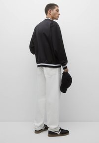 pull and bear giacca baseball