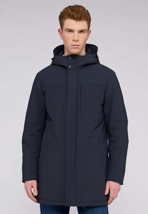 Donkerblauwe waterdichte parka met een capuchon, vooraan met rits, drukknopen, twee zijzakken, een soepele textuur en een recht gesneden ontwerp.