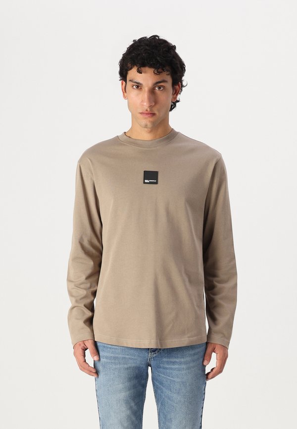 CURVED TEE - Long sleeved top - desert taupe