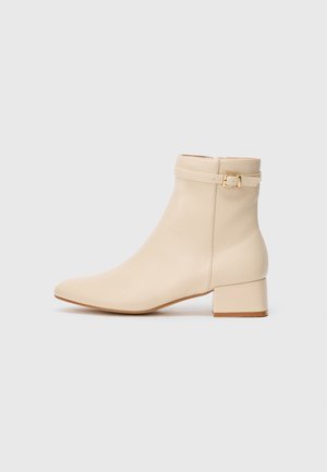 NAOMI - Boots à talons - cream