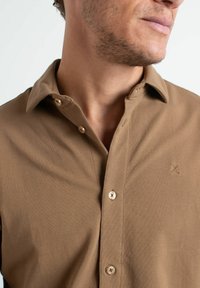 Clean Cut Copenhagen STRETCH  - Camisa elegante - brown
