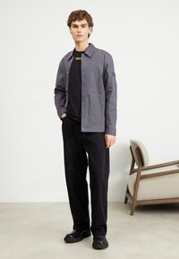 Calvin Klein MODERN OVERSHIRT - Camisa - iron gate