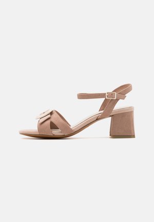 Sandalen - nude