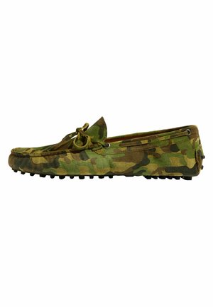 Brodarice - camo suede