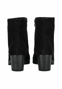 Zwarte suède enkelboots met een rits aan elke kant en een gestructureerde blokhak. Gladde afwerking, ronde neus.