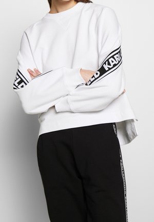 Collegepaita - white