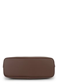 Sac en cuir brun, de forme rectangulaire, texture lisse, couture discrète et fond plat. Pas de matériel ni de motifs visibles.