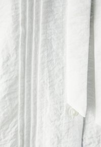 JDY JDYTRAIN - Blouse - cloud dancer