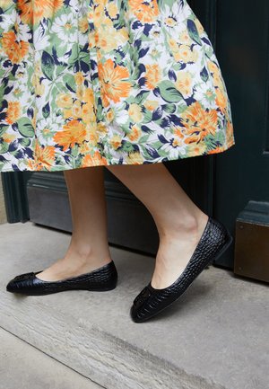 GEORGIA BALLET - Ballerines - black croc