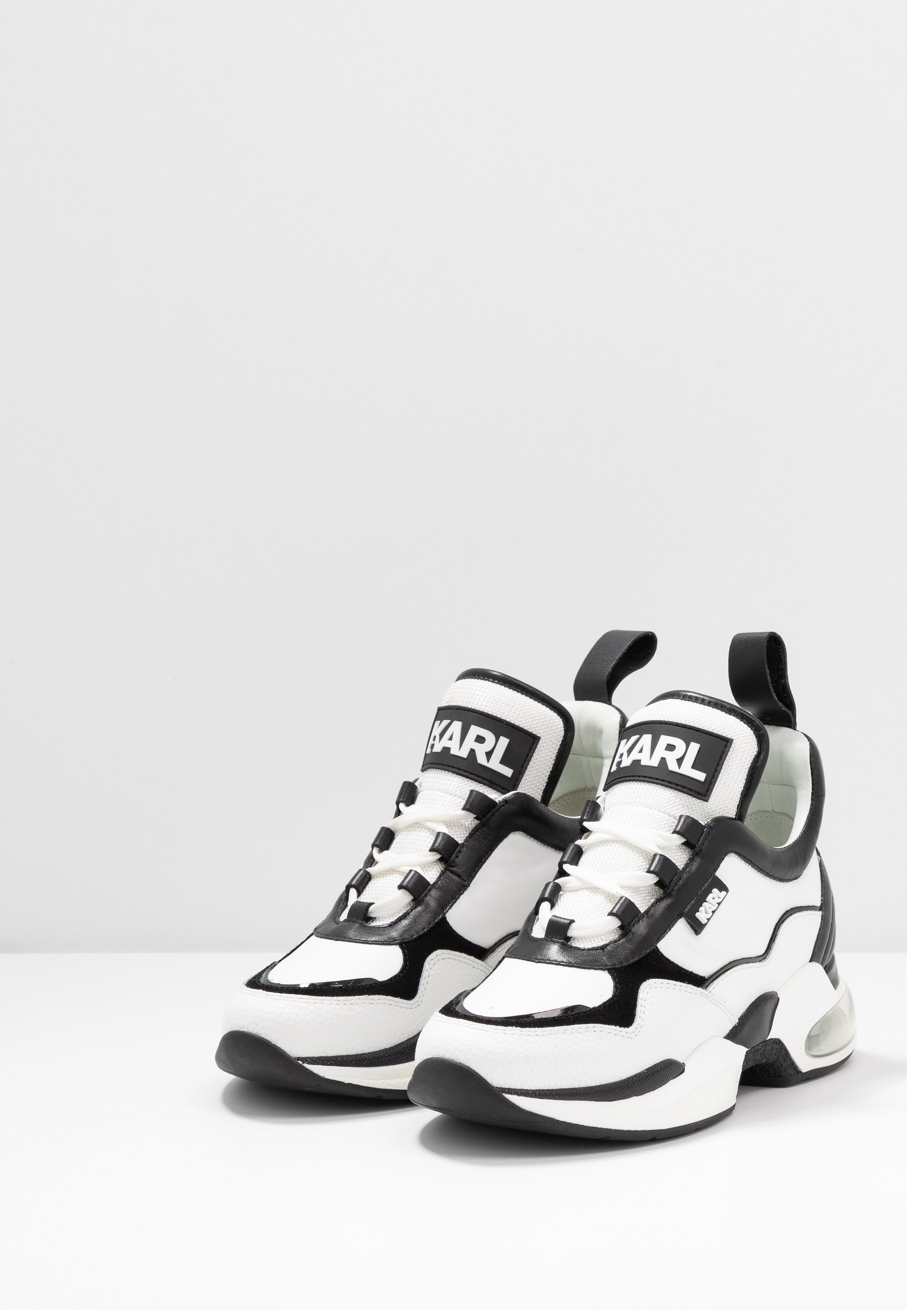 KARL LAGERFELD LAZARE MID Høye joggesko whiteblack KARL LAGERFELD LAZARE MID Høye joggesko whiteblack