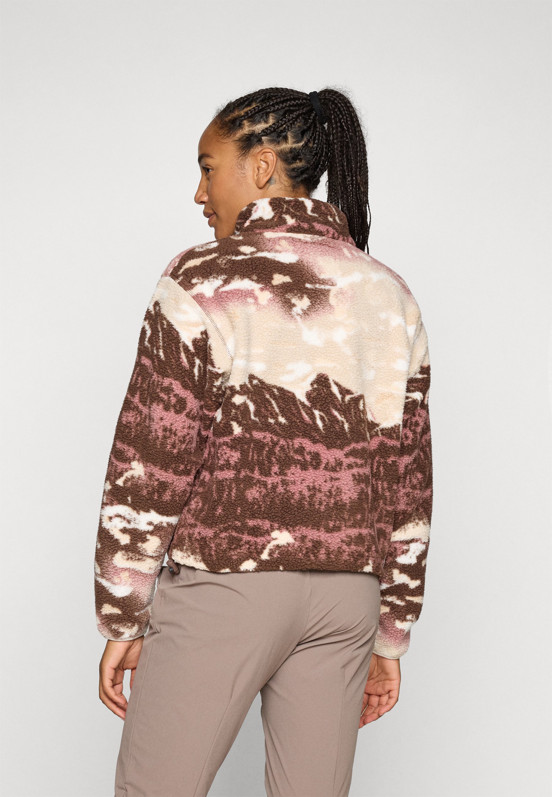 adidas Sportswear ESSENTIALS 3 STRIPES ANIMAL PRINT CROPPED