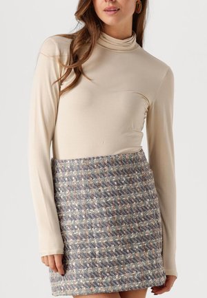 COLTRUIEN MSCHBETRINA  - Longsleeve - zand