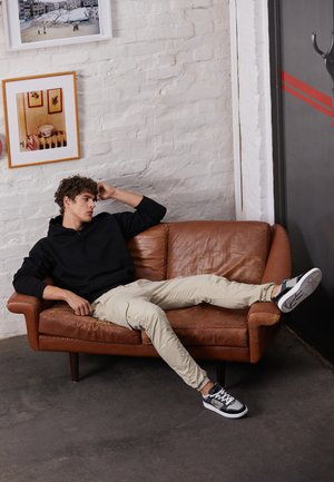 Urban Classics CARGO JOGGING PANTS - Cargobukse - sand