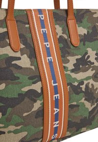 Pepe Jeans GARTRED zielony