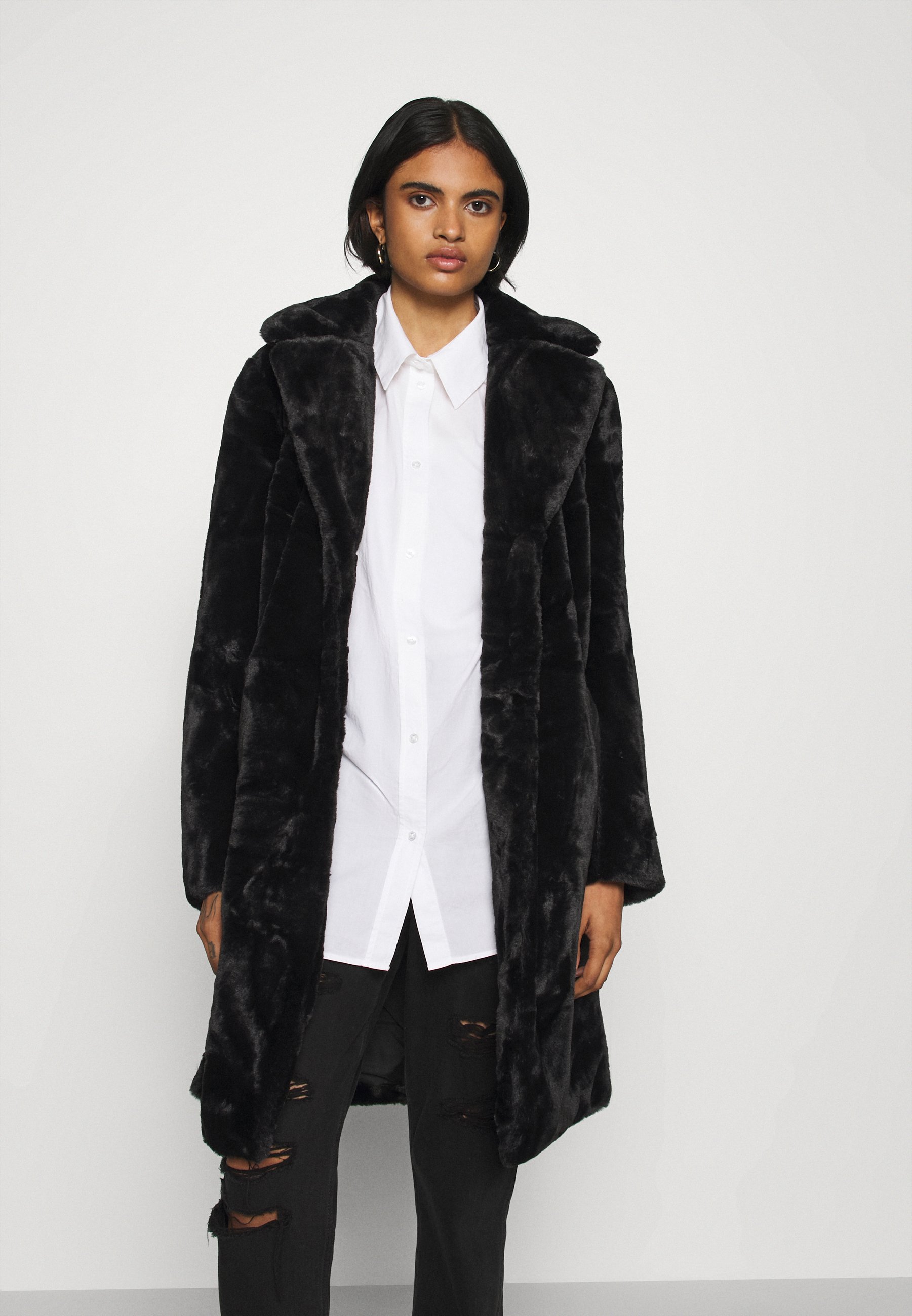 Korta kappor | Dam | Köp korta damkappor online på Zalando.se edc by Esprit Parkas Stockholm (Dam) Hitta bästa pris på