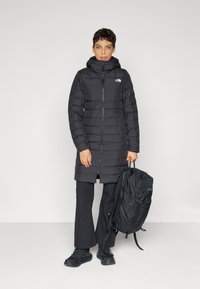 The North Face ACONCAGUA - Dunkåpe / -frakk - black