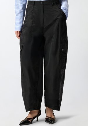 Pinko ROMEY - Kargopüksid - nero limousine