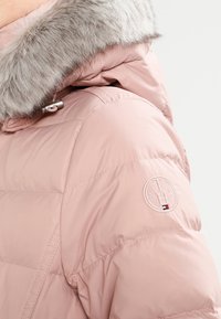 Tommy Hilfiger Dunjakker - light pink
