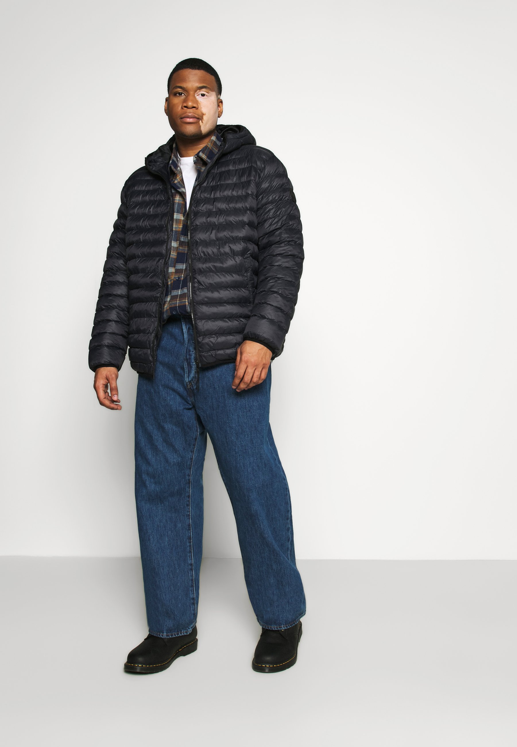 original relaxed fit straight leg jeans