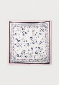 Τετράγωνο μεταξωτό μαντήλι με ροζ περιθώριο και περίπλοκα σχέδια λουλουδιών και πασλεϊ σε σκούρο μπλε και ανο ιχτό ροζ σε λευκό φόντο.