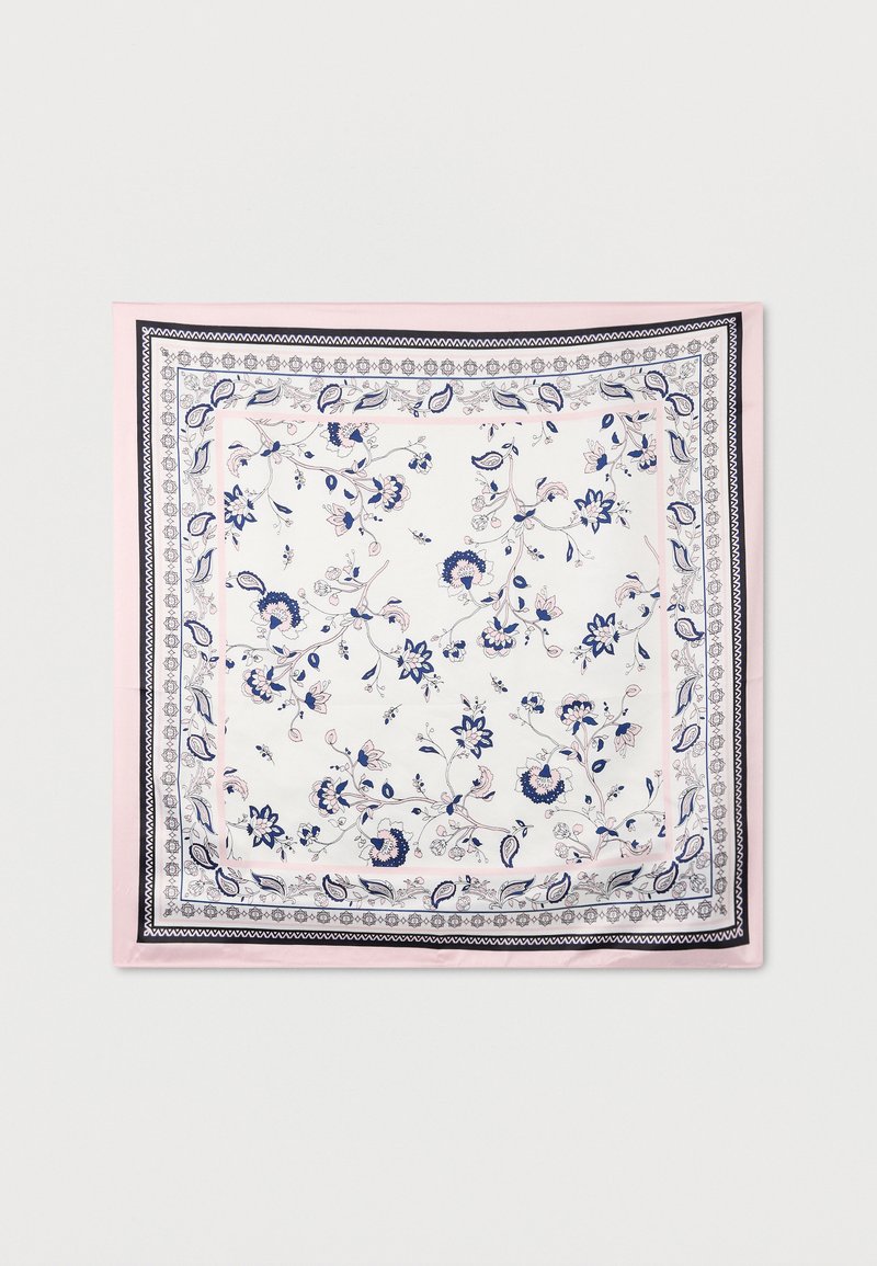 Τετράγωνο μεταξωτό μαντήλι με ροζ περιθώριο και περίπλοκα σχέδια λουλουδιών και πασλεϊ σε σκούρο μπλε και ανοιχτό ροζ σε λευκό φόντο.