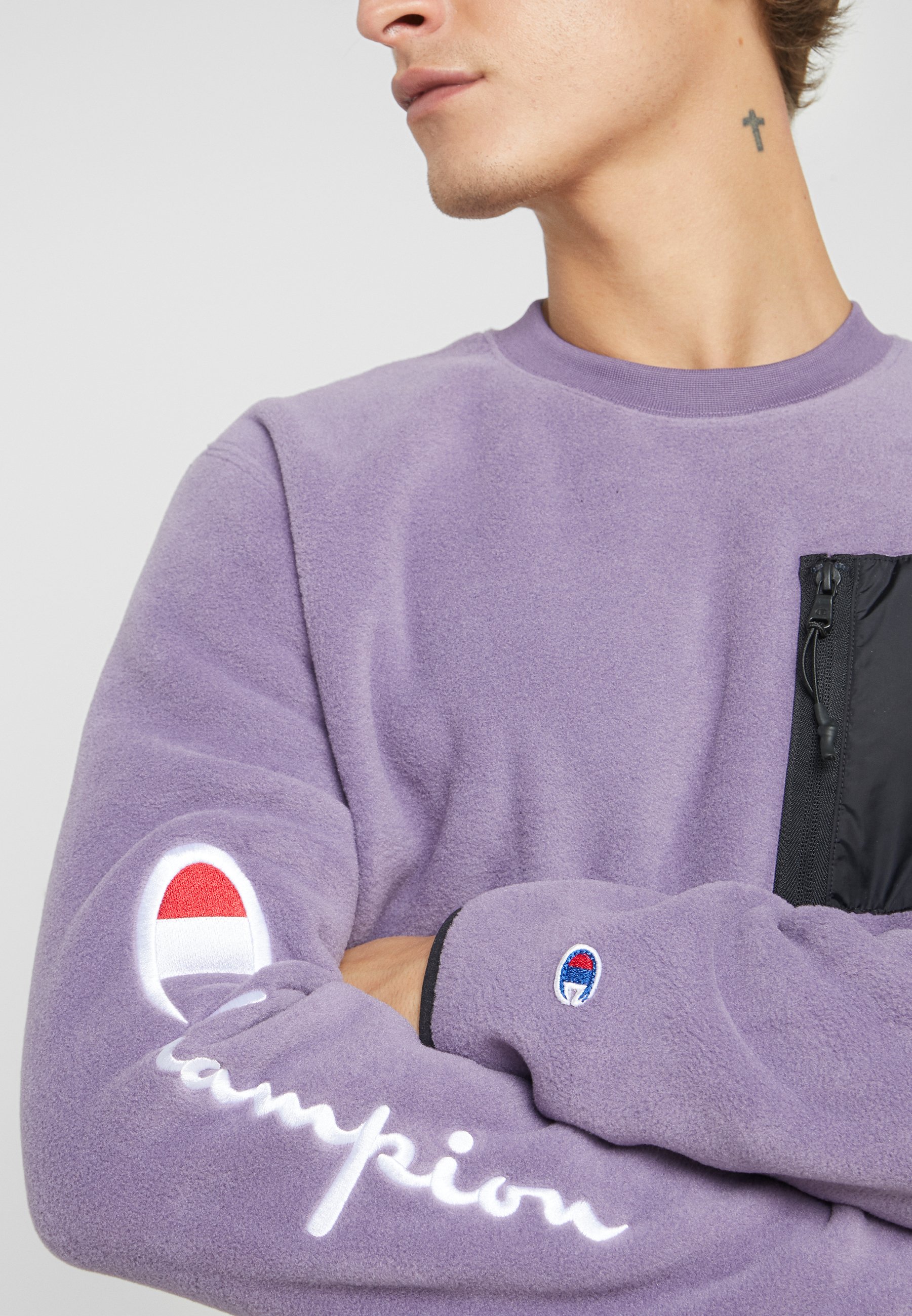 Champion Reverse Weave SLEEVE SCRIPT CREWNECK Fleecegenser Champion Reverse Weave SLEEVE SCRIPT CREWNECK Fleecegenser